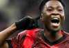 Pemain 19 tahun Chaka Traore merayakan golnya bagi Milan