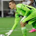 Real Madrid Sodorkan Kontrak Baru untuk Andriy Lunin