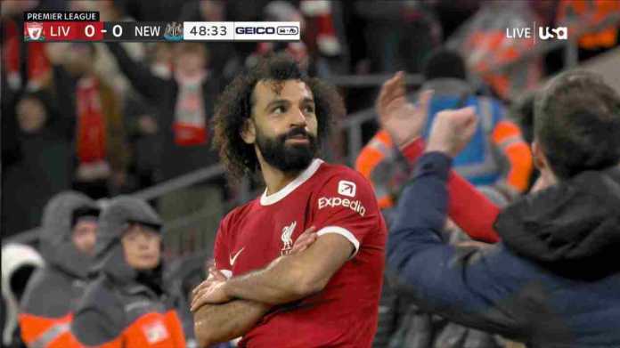 Gaya Mo Salah merayakan golnya ke gawang Newcastle United