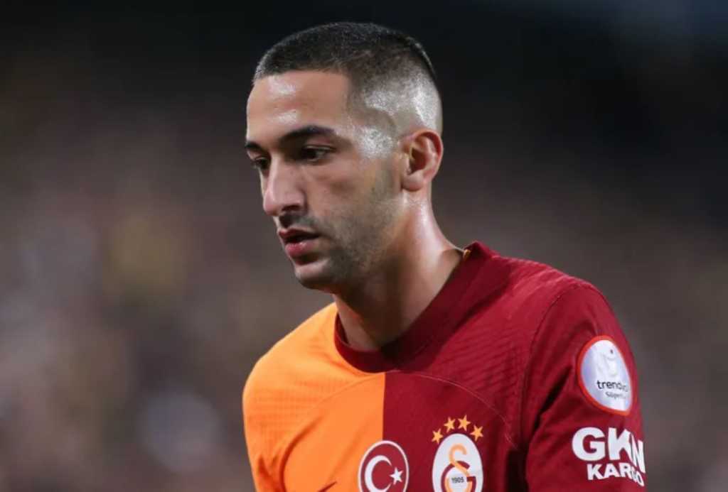 Galatasaray Pulangkan Hakim Ziyech ke Chelsea