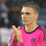 Gelandang 1,1 Trilyun Mimpikan Gabung Tim yang Baru Saja Dibantai Real Madrid 4-1