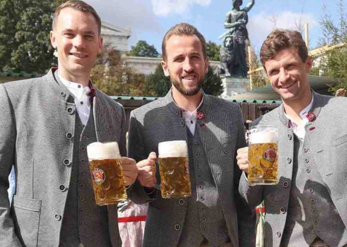 Tiga bintang Bayern Munchen dalam sebuah kesempatan