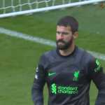 Alisson Becker tidak masuk dalam daftar 10 kiper termahal