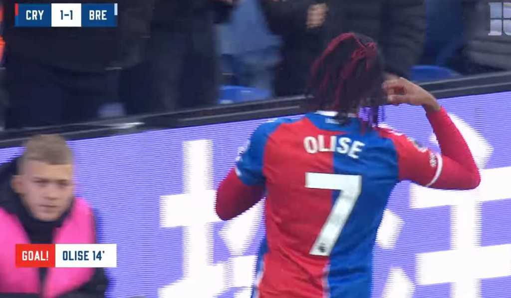 Manchester United Tawarkan Aaron Wan-Bissaka Untuk Dapatkan Michael Olise