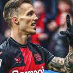 Alex Grimaldo usai satu kemenangan bersama Bayer Leverkusen