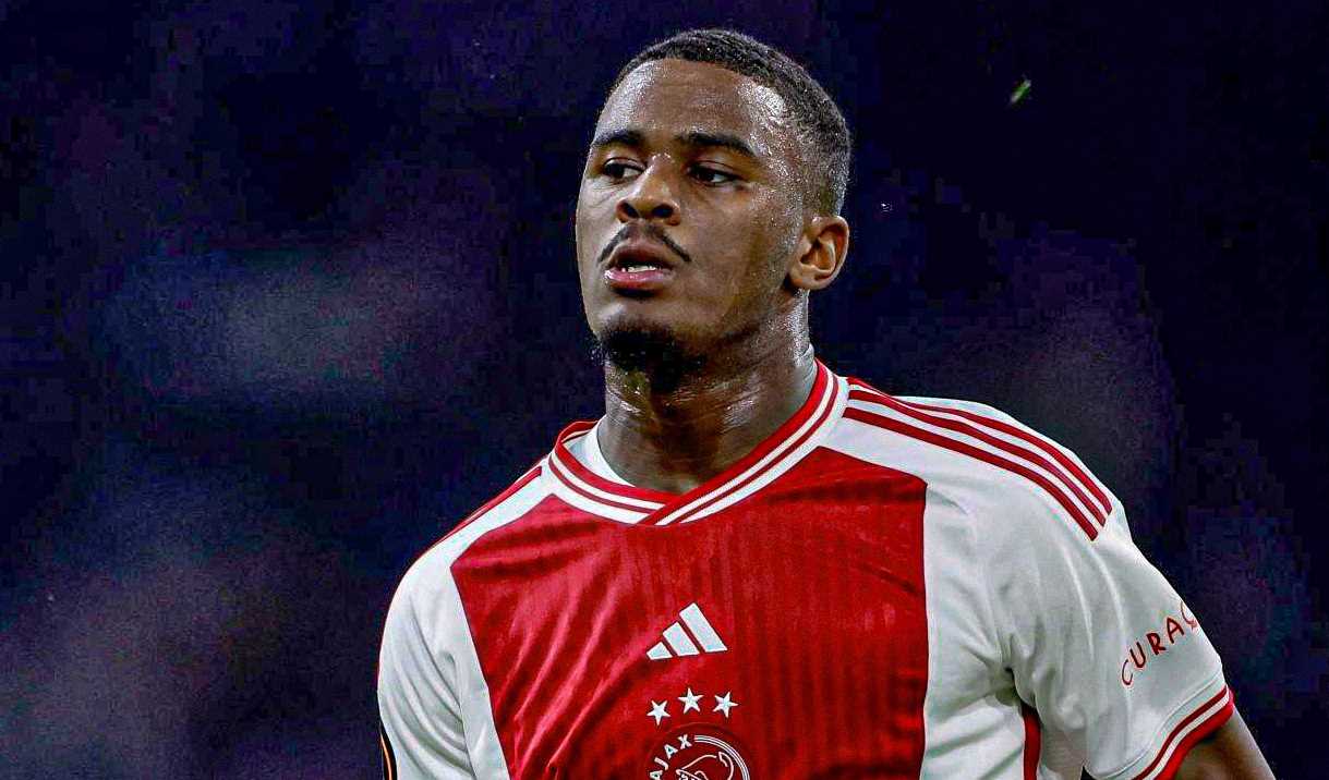 Jorrel Hato pemain Ajax Amsterdam yang mencadi target transfer Arsenal