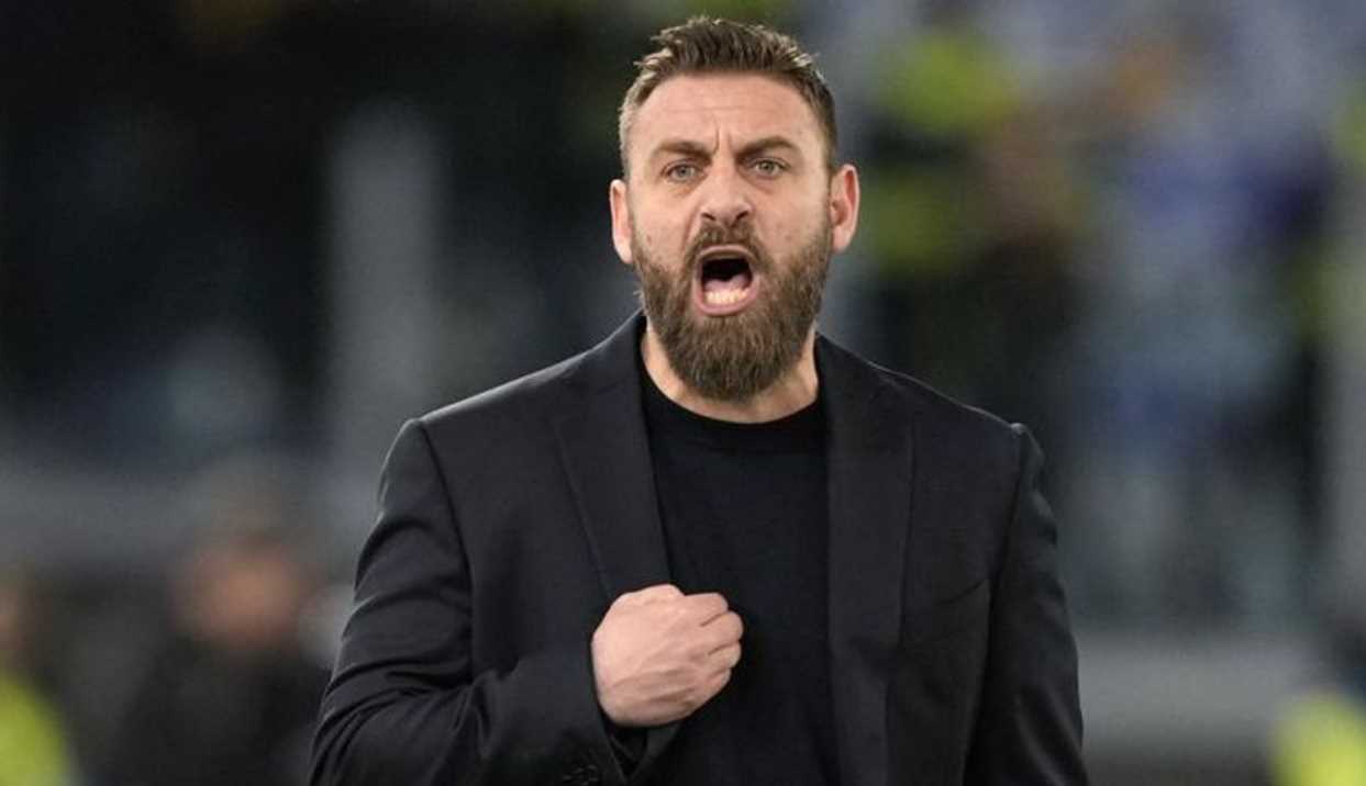 Pelatih AS Roma Daniele De Rossi akan menghadapi Inter Milan