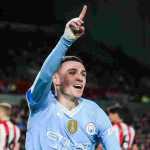 Liga Inggris - Phil Foden merayakan gol ketiganya ke gawang Brentford