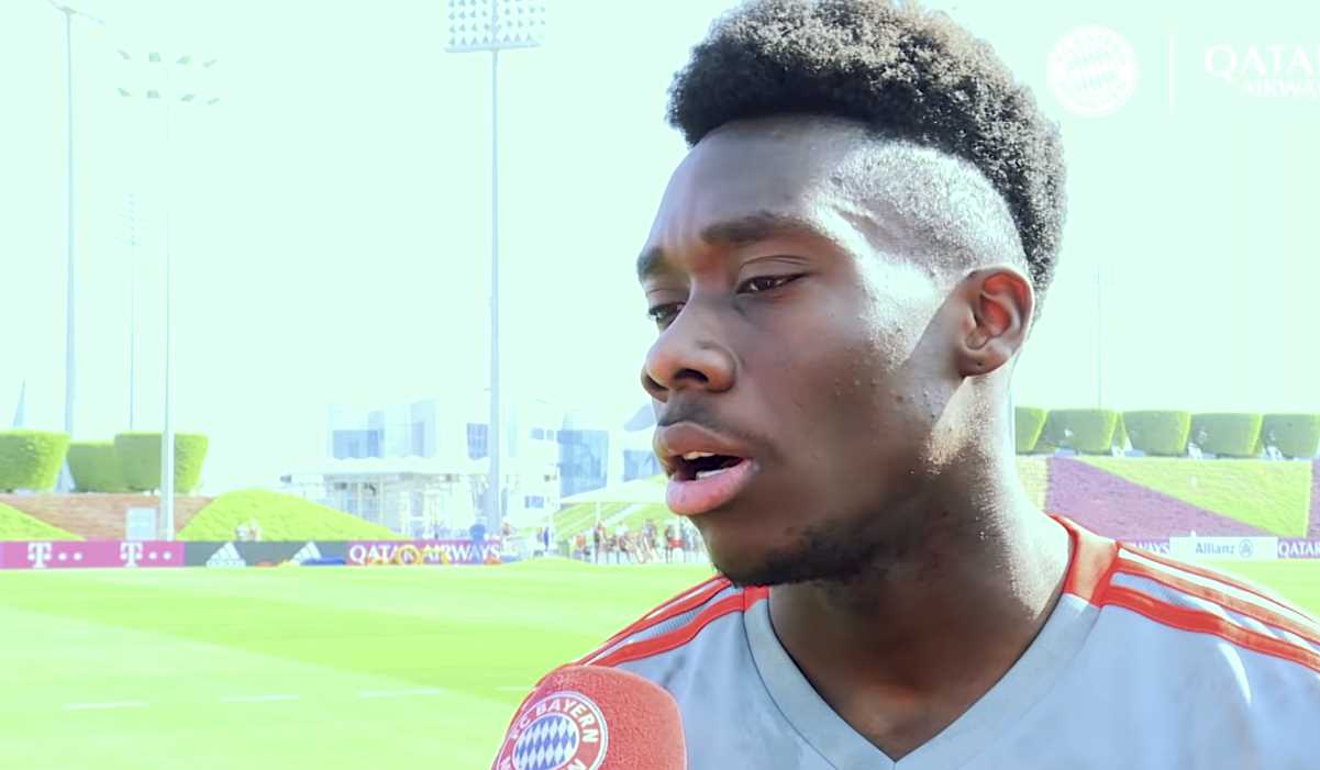 Bayern Adakan Pembicaraan Kontrak Baru Dengan Alphonso Davies