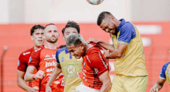 Duel Barito Putera vs Bali United