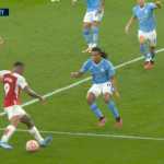 Arsenal dan Manchester City bersaing untuk gelar liga