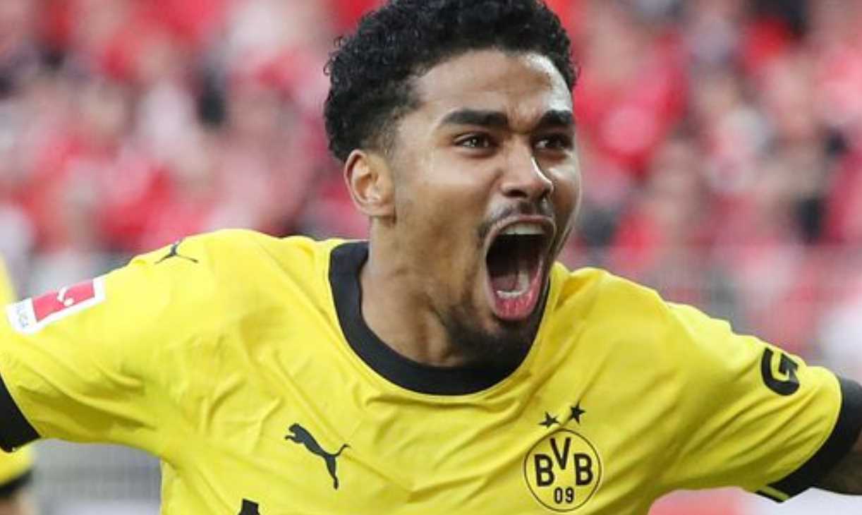 Ian Maatsen pemain Chelsea yang dipinjamkan ke Borussia Dortmund