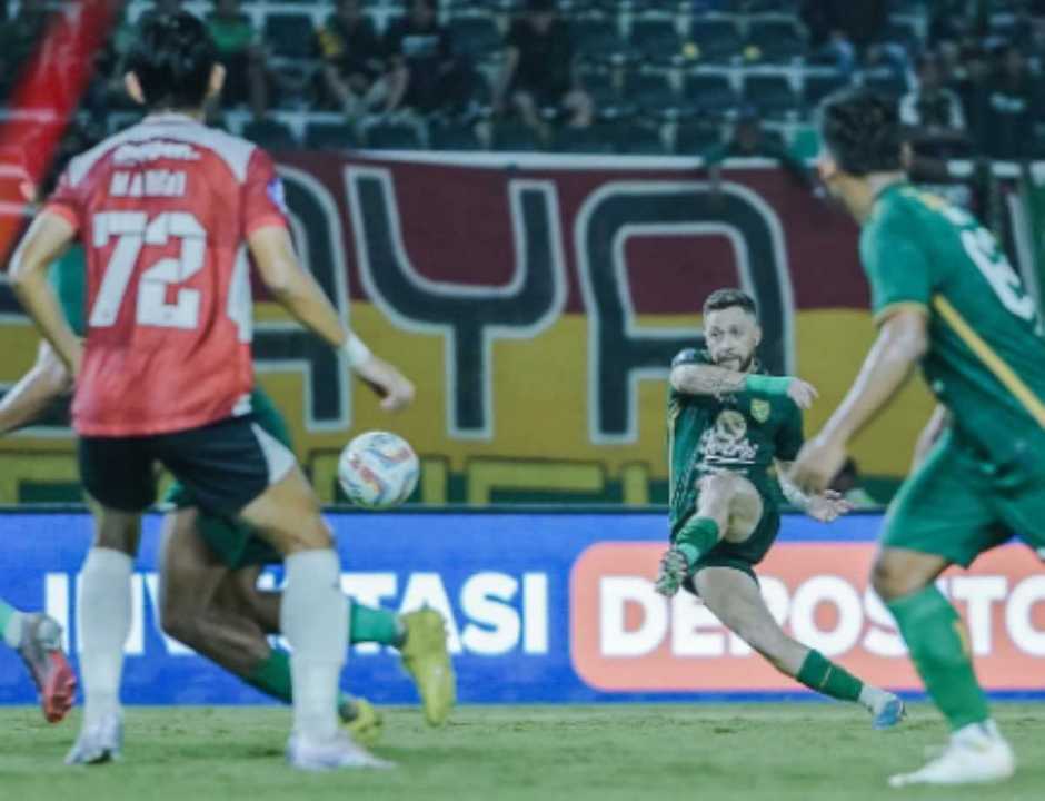 Persebaya saat bermain imbang 0-0 vs Madura United