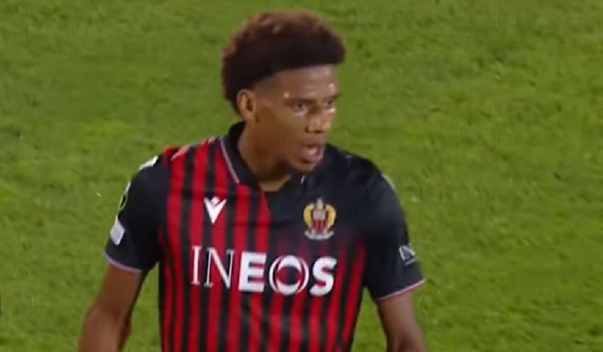 Liverpool Kembali Hidupkan Minat Pada Jean-Clair Todibo