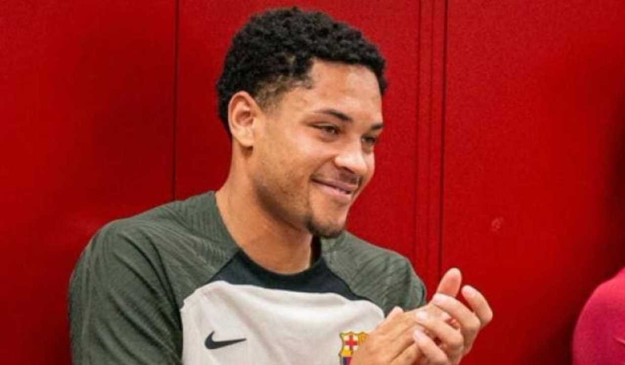 Vitor Roque kurang mendapatkan kesempatan bermain di Barcelona