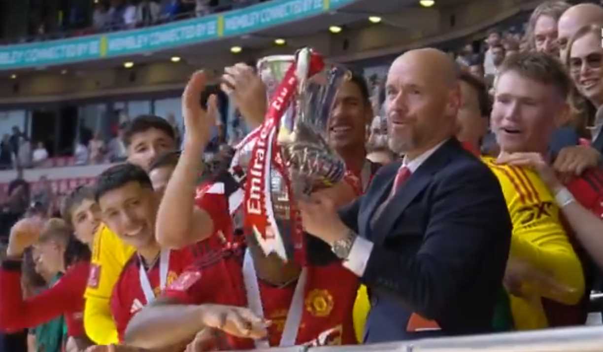 Erik Ten Hag Masih Khawatirkan Pemecatan Meski Baru Saja Beri Manchester United Gelar Piala FA