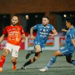 Duel Bali United vs Persib di leg pertama semifinal CS