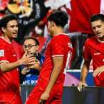 Justin Hubner usai mencetak gol ke gawang Irk