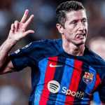 Robert Lewandowski pemain Barcelona