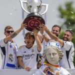 Veteran Real Madrid Rayakan Kemenangan di Musim 2023-24