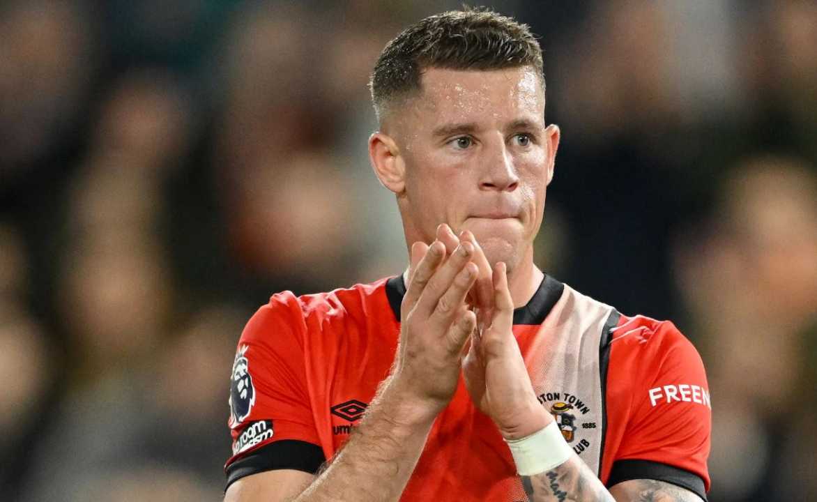 Aston Villa resmi dapatkan Ross Barkley