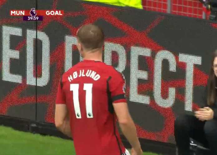Rasmus hojlund kurang dapat umpan di Manchester United