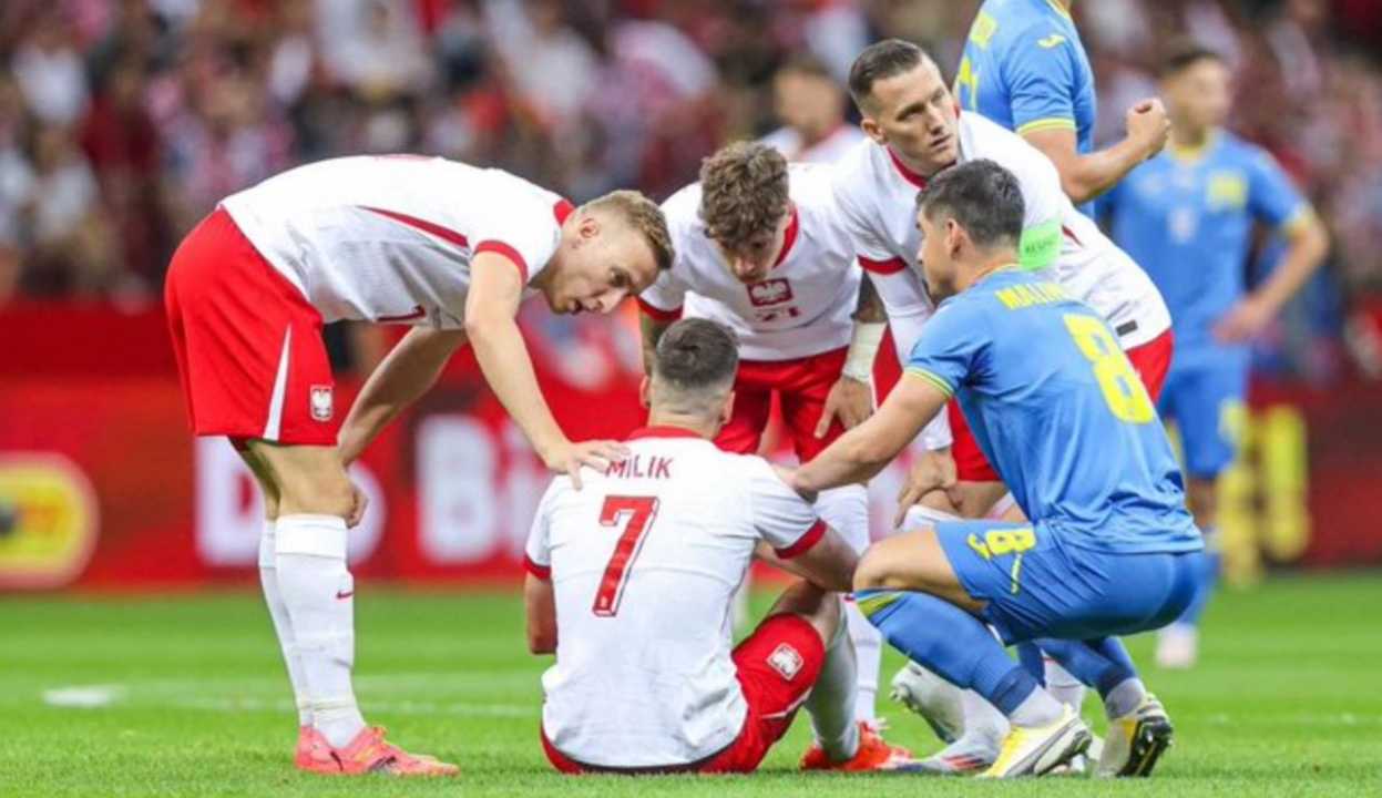 Arkadiusz Milik pemain Polandia dipastikan absen di Piala Eropa