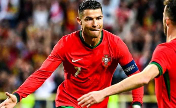 Hasil Portugal vs Irlandia - Ronaldo cetak dua gol