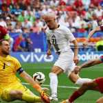 Jan Oblak dalam Duel Slovenia vs Serbia