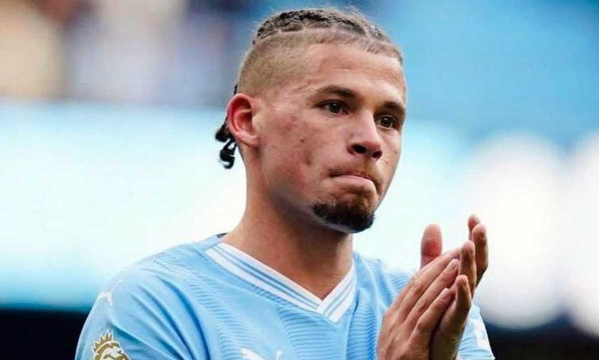 Kalvin Phillips pemain Manchester City