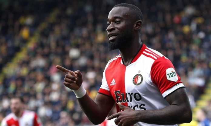 Lutsharel Geertruida bek Feyenoord target transfer Tottenham Hotspur