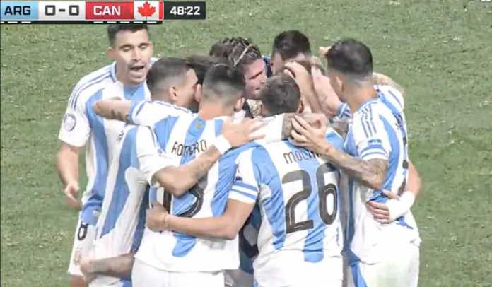 Argentina menang 2-0 atas Kanada