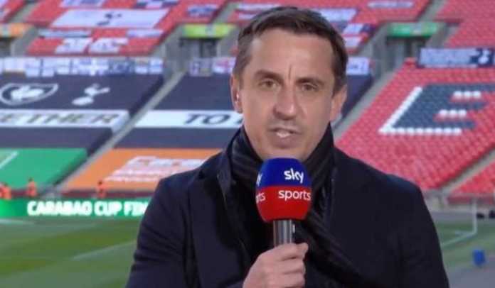 Gary Neville Bela Manchester United soal Erik ten Hag