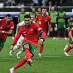 Cristiano Ronaldo Saat Gagal Penalti di laga Portugal vs Slovenia