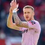 Dan Bentley kiper Wolves yang tengah menjadi target transfer Arsenal