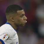Ekspresi wajah Kylian Mbappe saat Lamine Yamal cetak gol balasan