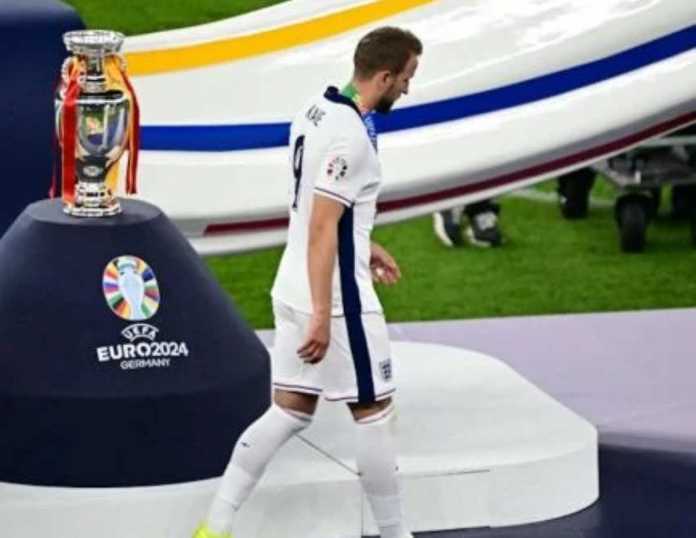 Harry Kane Usai Final Euro