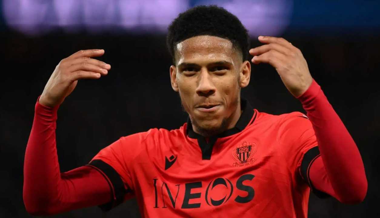 Jean-Clair Todibo pemain sepak bola OGC Nice