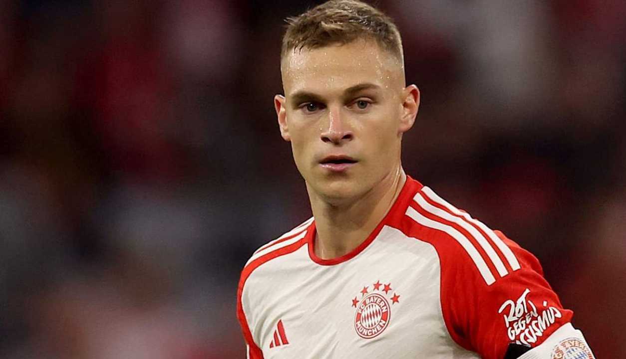 Joshua Kimmich Ragu Perpanjang Kontrak di Bayern Munchen