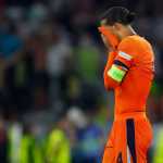 Kapten timnas Belanda dan juga Liverpool Virgil Van Dijk isyaratkan pensiun dari sepak bola