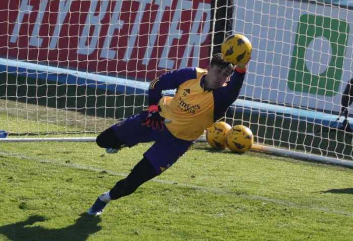 Kepa Latihan Sendirian di London