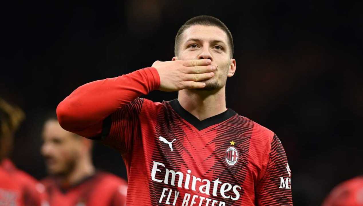 Luka Jovic pemain AC Milan