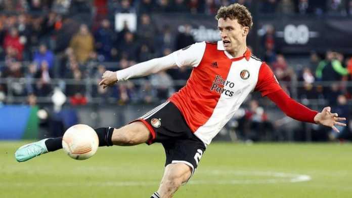 Mats Wieffer bintag Feyenoord yang digadang-gadang merupakan pemain terbaik dunia