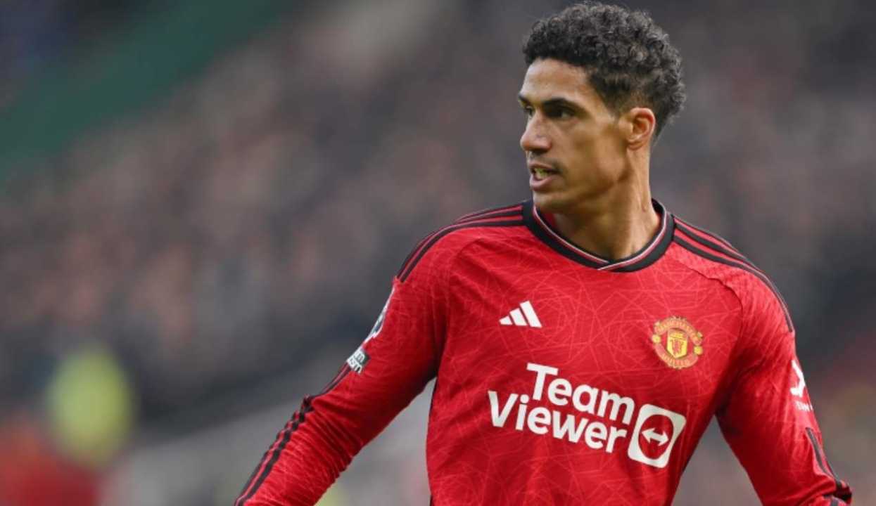 Raphael Varane resmi gabung dengan klub Serie A Como 1907