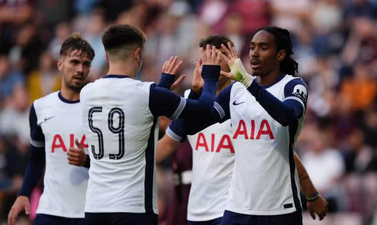 Tottenham Hotspur Gilas Hearts 5-1 dalam Laga Uji Coba Pramusim