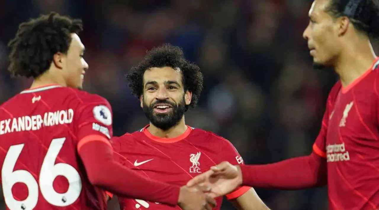 Trio bintang Liverpool Trent Alexander-Arnold, Mohamed Salah dan Virgil Van Dijk