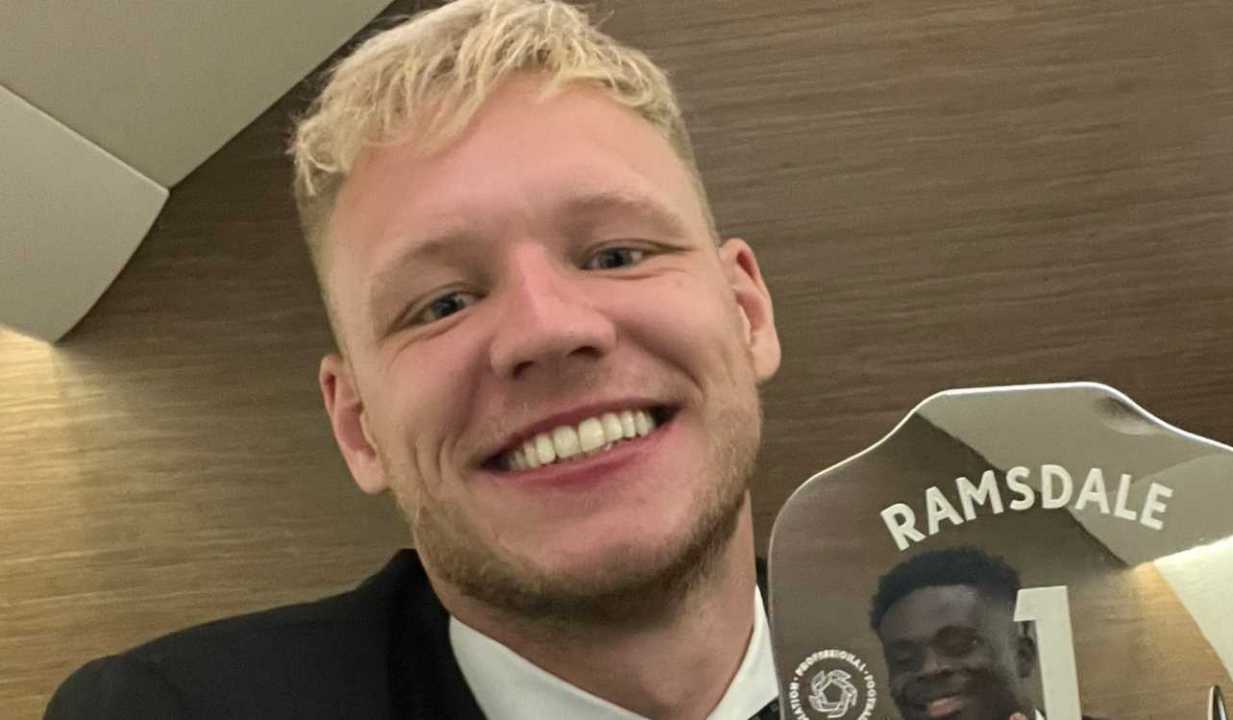 Aaron Ramsdale Menuju Pintu Keluar Arsenal