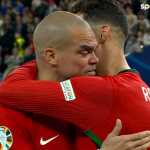 Cristiano Ronaldo Hibur Pepe yang Menangis Usai Kekalahan Adu Penalti Portugal dari Prancis