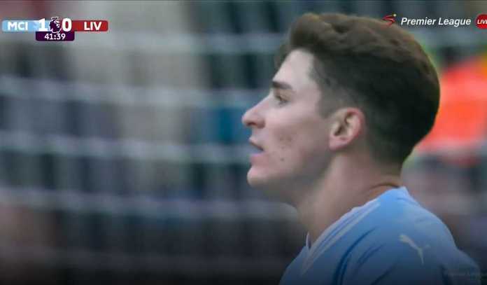 Julian Alvarez Pertimbangkan Masa Depannya di Manchester City