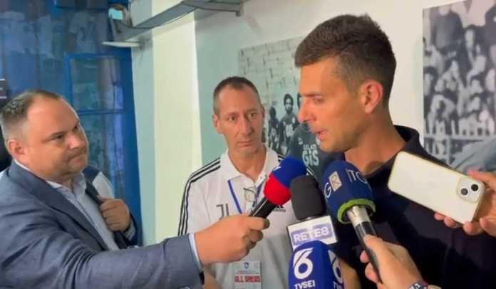 Thiago Motta Klarifikasi Masa Depan Federico Chiesa